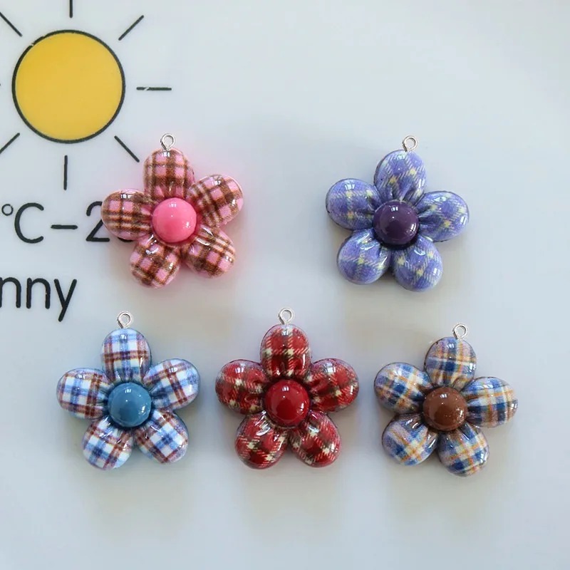 Art Craft Resin - 10 個甘い花平面樹脂ペンダントジュエリー所見用アクセサリーイヤリングキーホルダーバッグ工芸品アート材料チャームフック