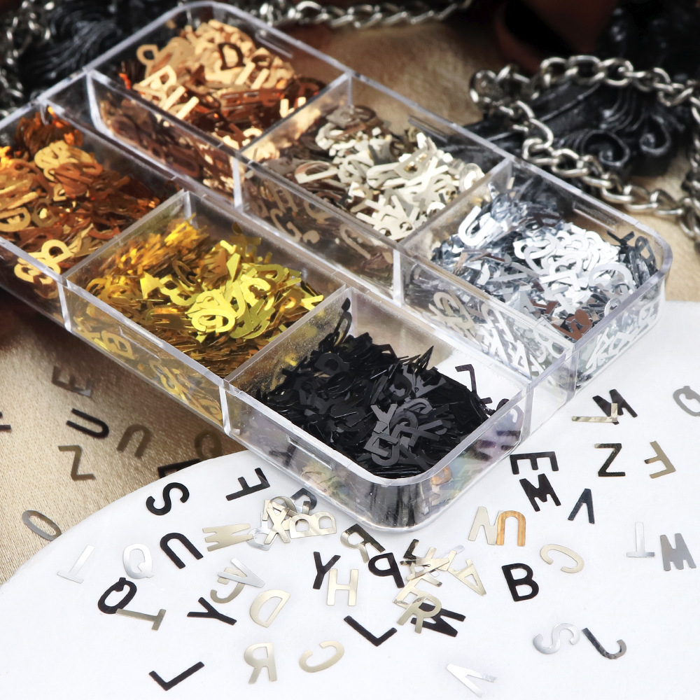 6グリッドボックスメタリックアルファベットネイルアートスパン - Art And Craft Letter Z のレビューと価格