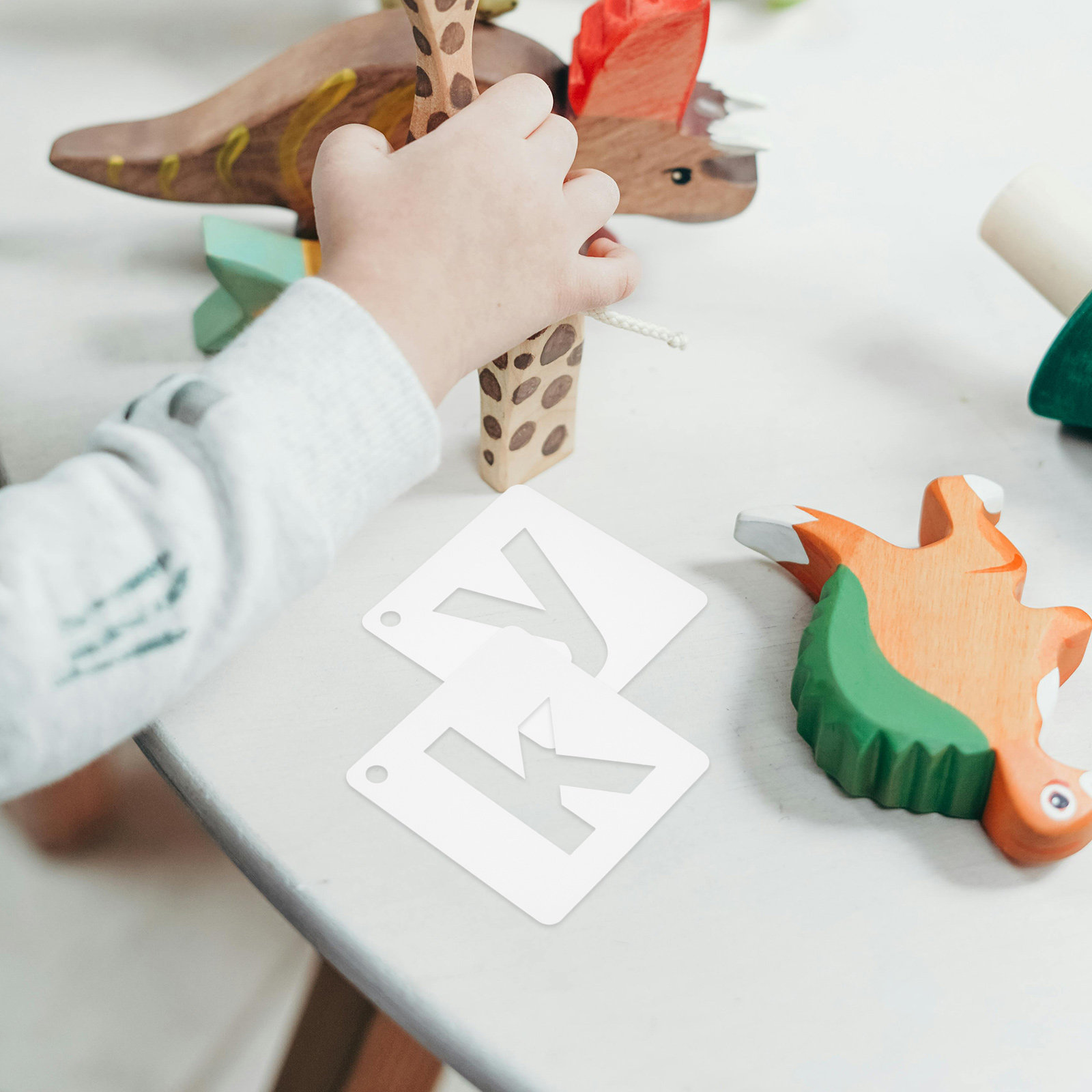 1セット早期教育用アルファベット文字ステンシル、再利用可能な - Art And Craft Letter Z のレビューと価格