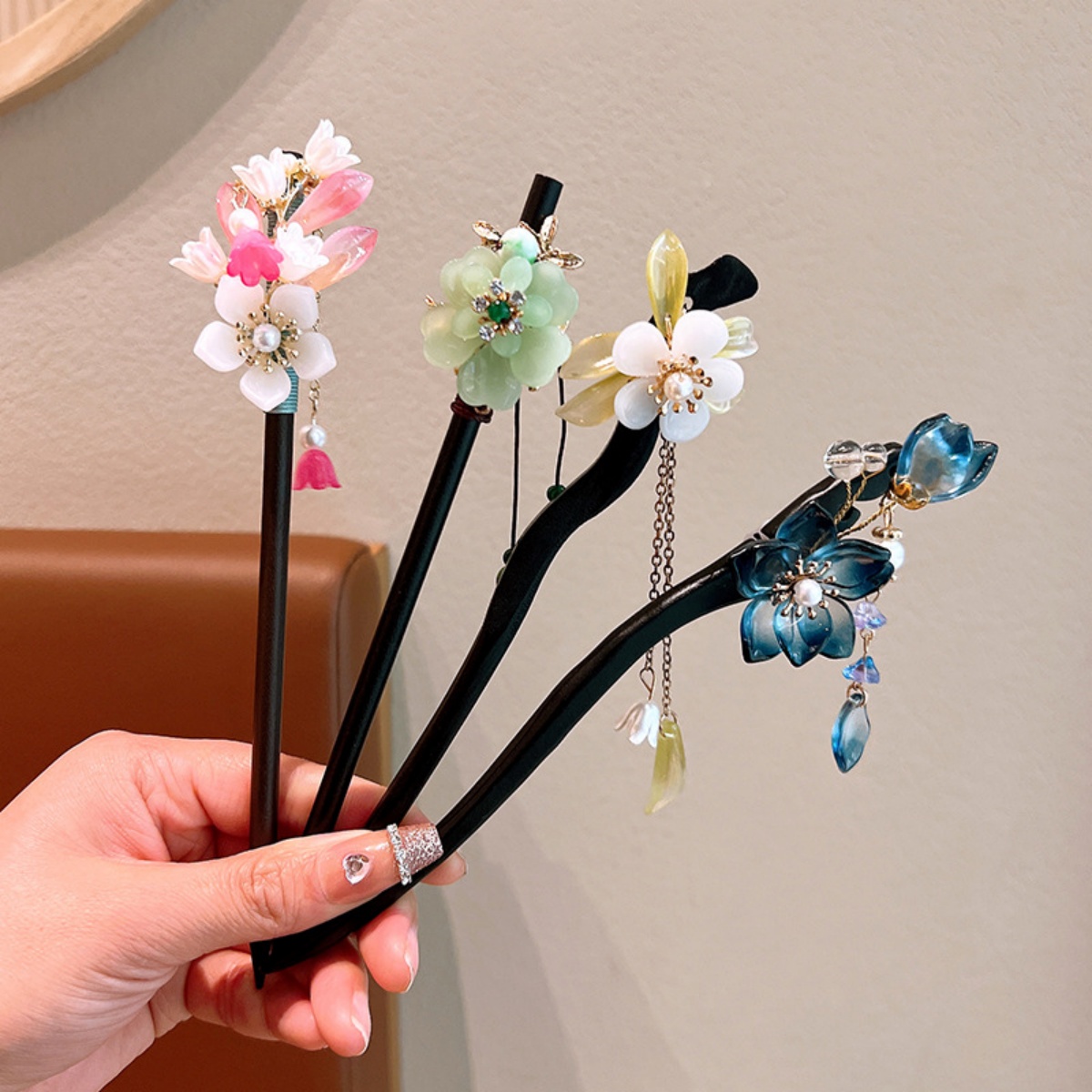 絶妙な花のタッセル木製ヘアピンレトロ中国風の手作り花ヘアステ - Art Craft Shop のレビューと価格